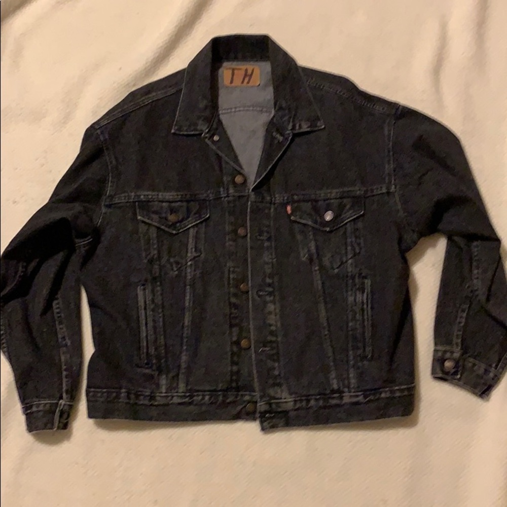 Black Levi’s Demin Jacket